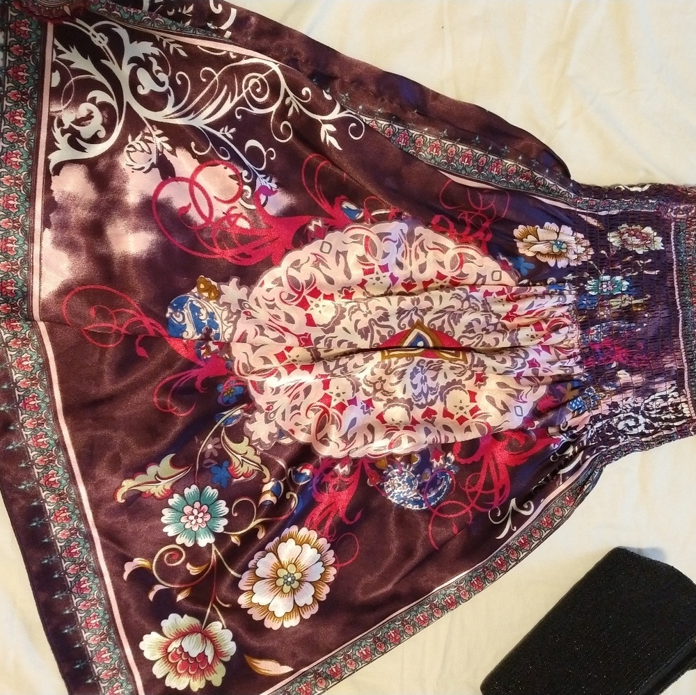 Bugui dress - Picture 2 of 3